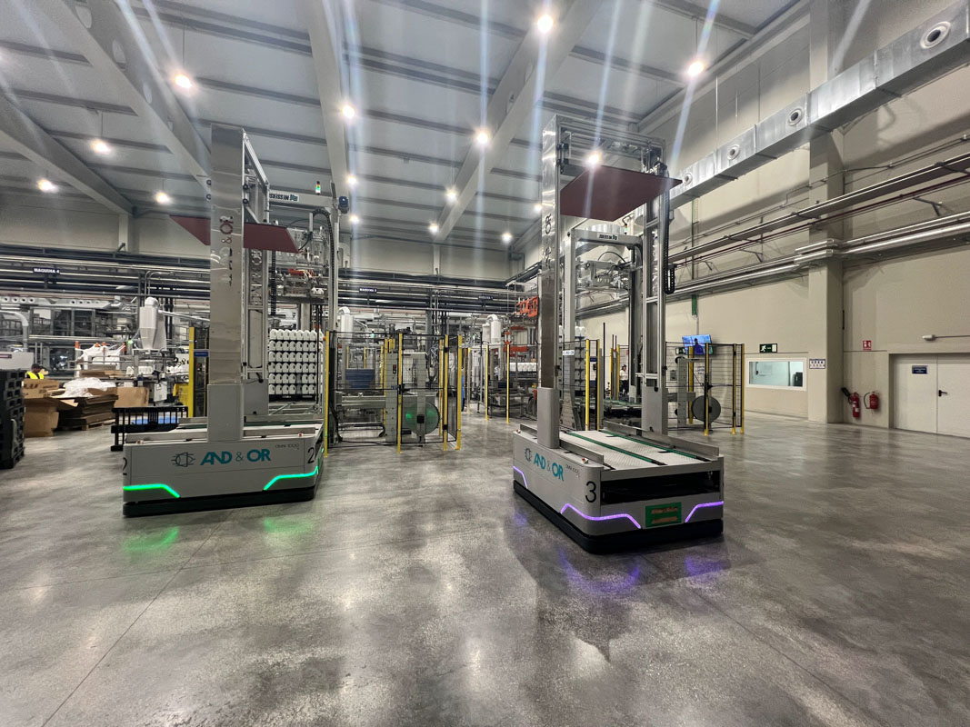 P Series 1-Position 2-Level Platform AGV