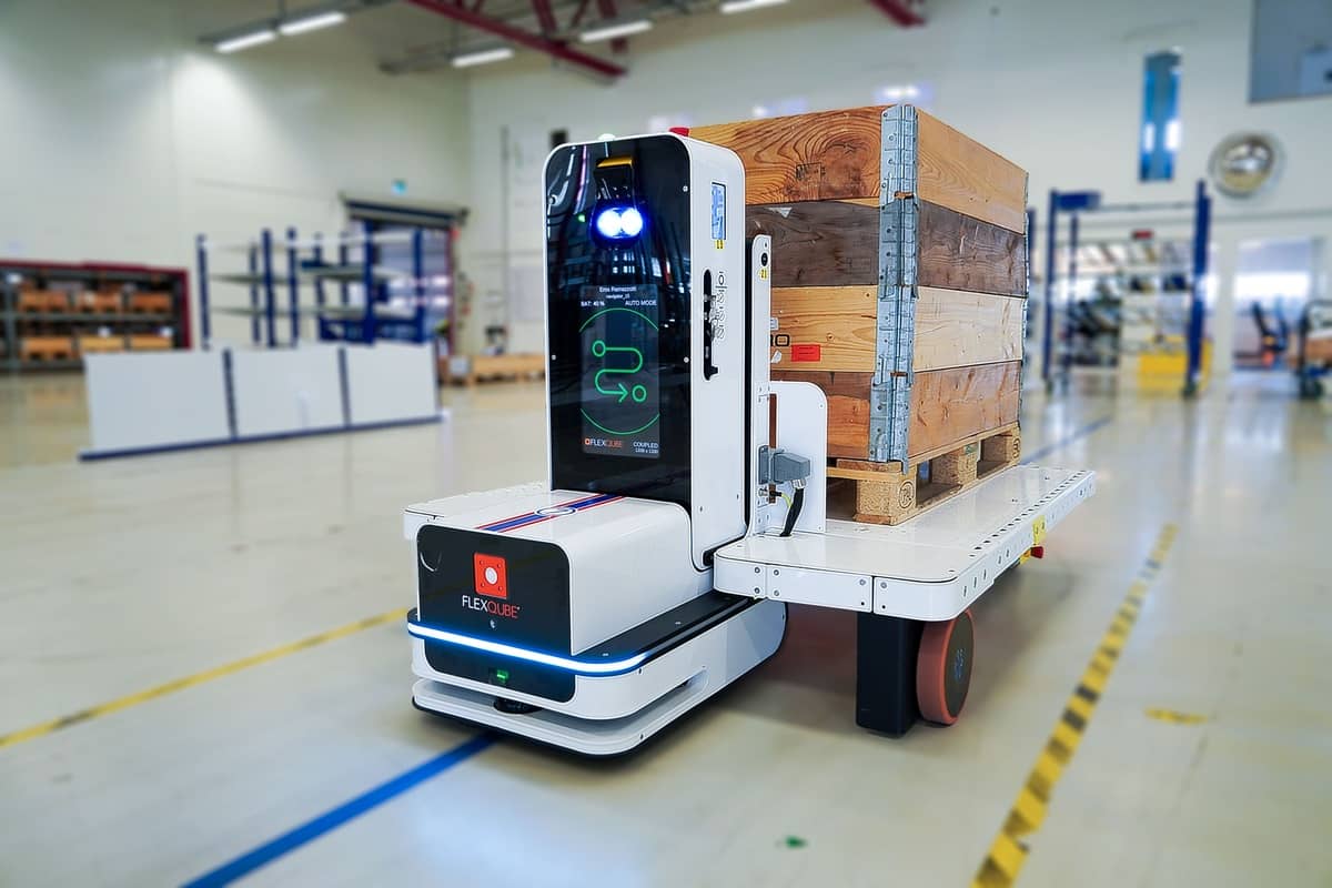 Navigator Flatbed AMR